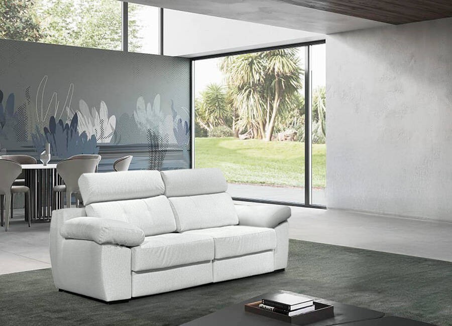 Lugo Compact